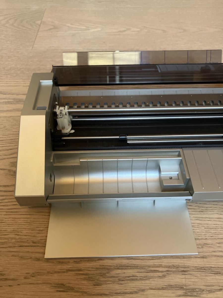 Sharp Stampanti: Sharp CE-516P Color Plotter Printer – Difettoso da Uster venduto da Piedro 3