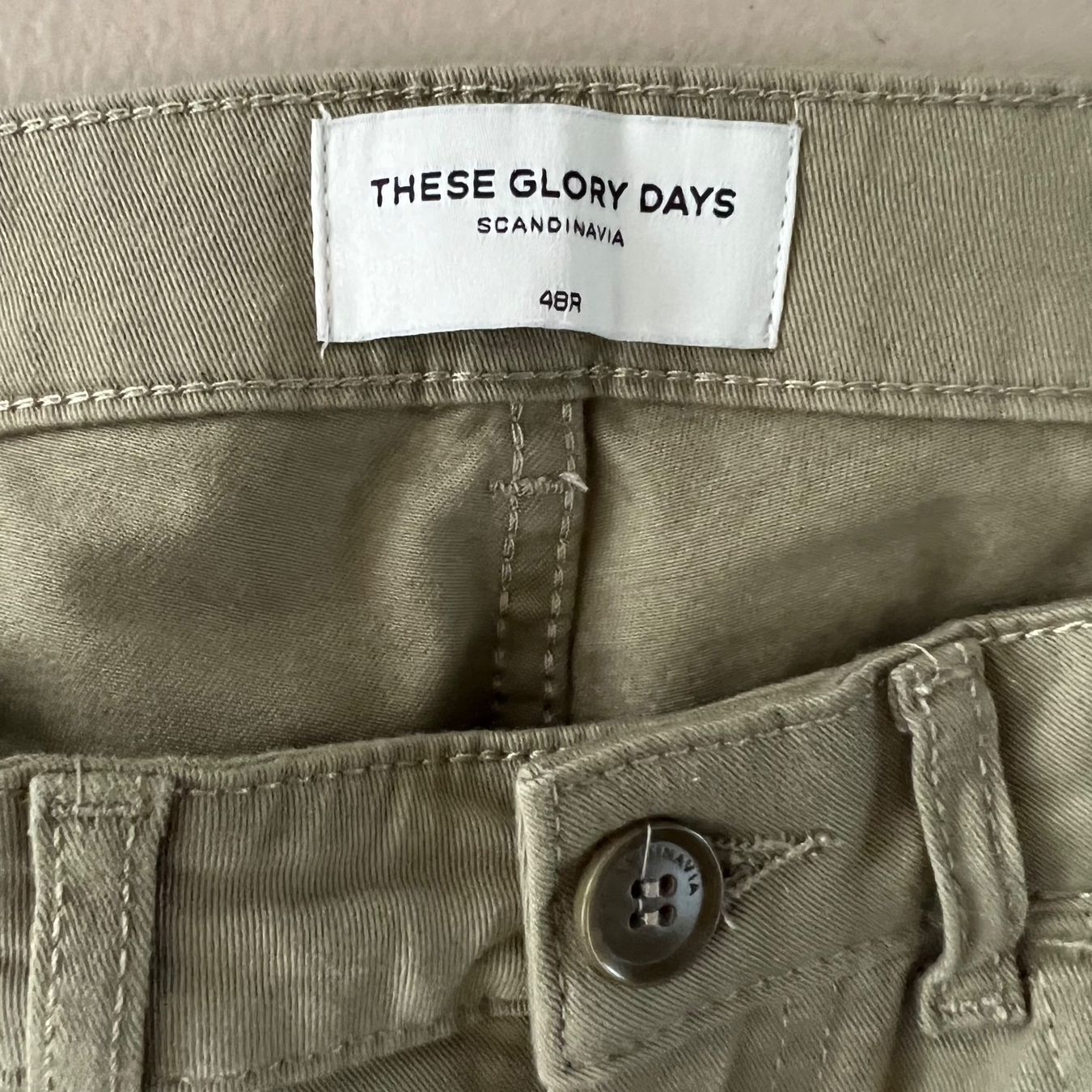 Pantalons: THESE GLORY DAYS Hose | Baumwolle & Elastan – D'occasion à Zürich par ClosetQueen 1