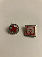 2 Vintage Blutspender Anstecknadeln Pins