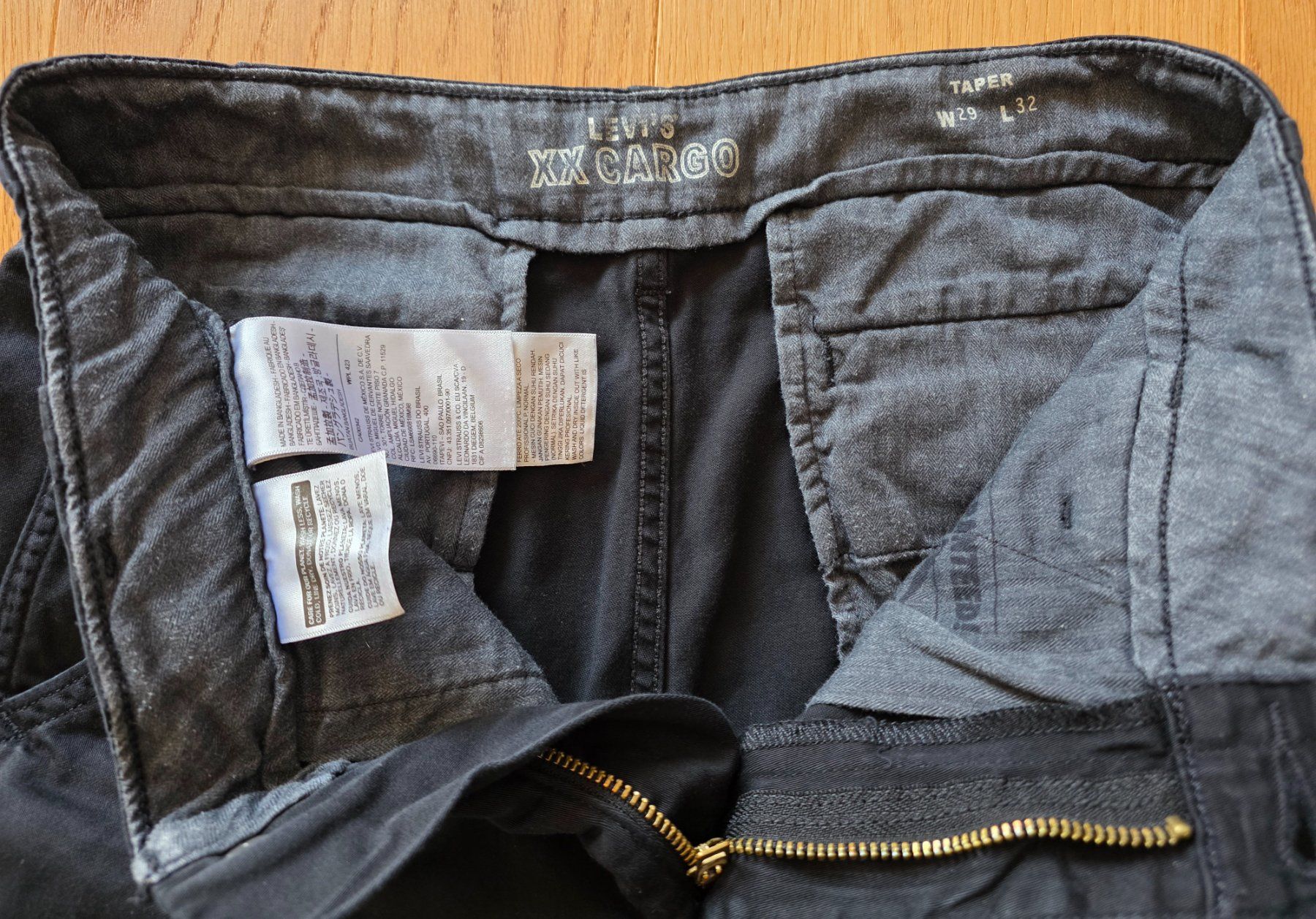Levi's Pantaloni: Levi's® Cargohose,  schwarz G 29x32 – Usato da Richterswil venduto da adora88 4