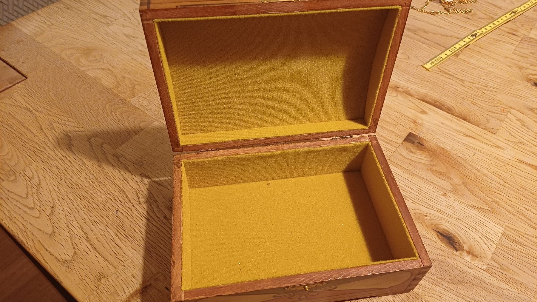Truhen: Schöne Schatulle gebraucht – Gebraucht aus Flawil von Naphtali 3