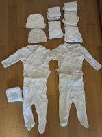 7 Bodies und 3 Leggins mit Umschlagbund und 2 Kappen, Gr. 62