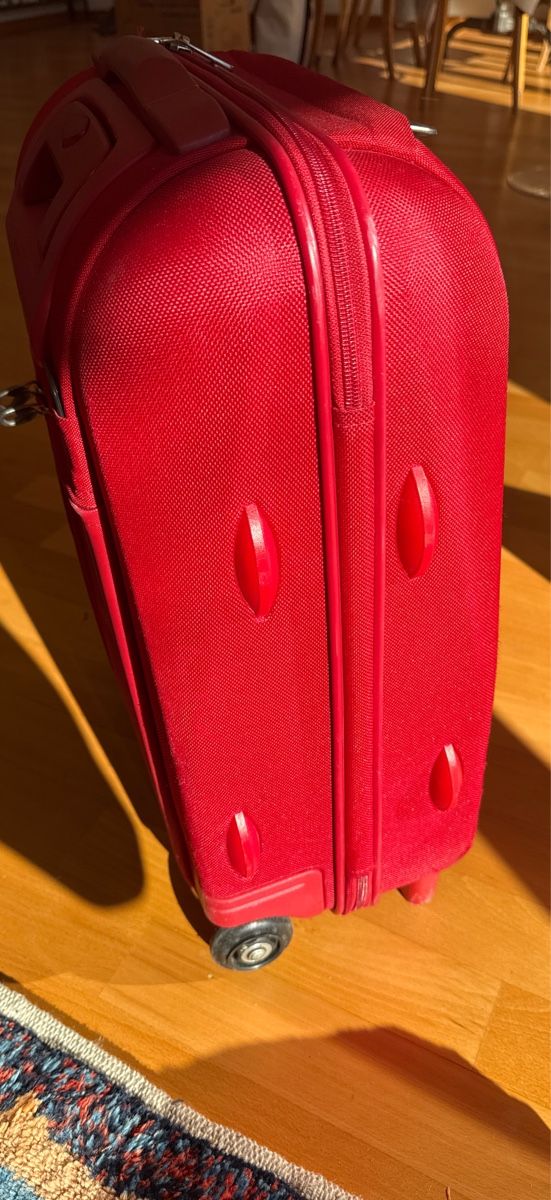 Samsonite Valigie: Samsonite Koffer rot Handgepäck – Usato da Bern venduto da fab_tx65 9