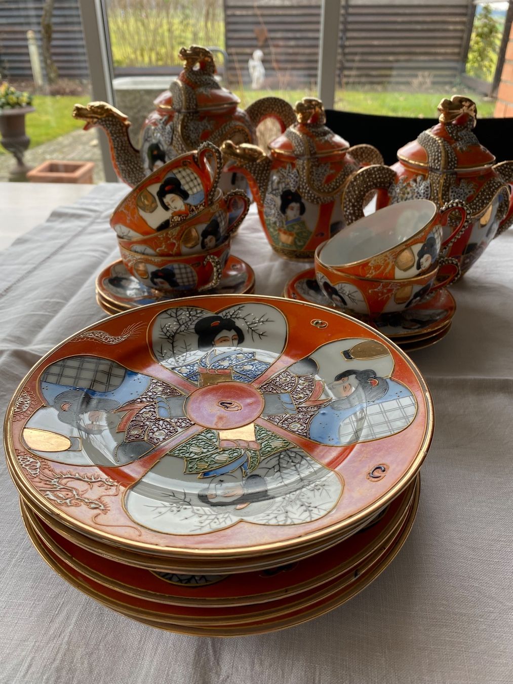 Set di piatti: Tee Service Antik – Usato da Ellikon an der Thur venduto da Schnyvo 1