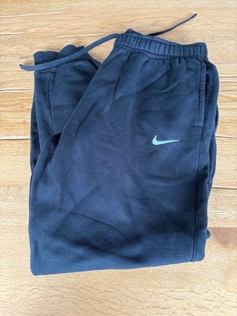 Nike Trainingshose / Jogginghose, Herren Grösse L, schwarz