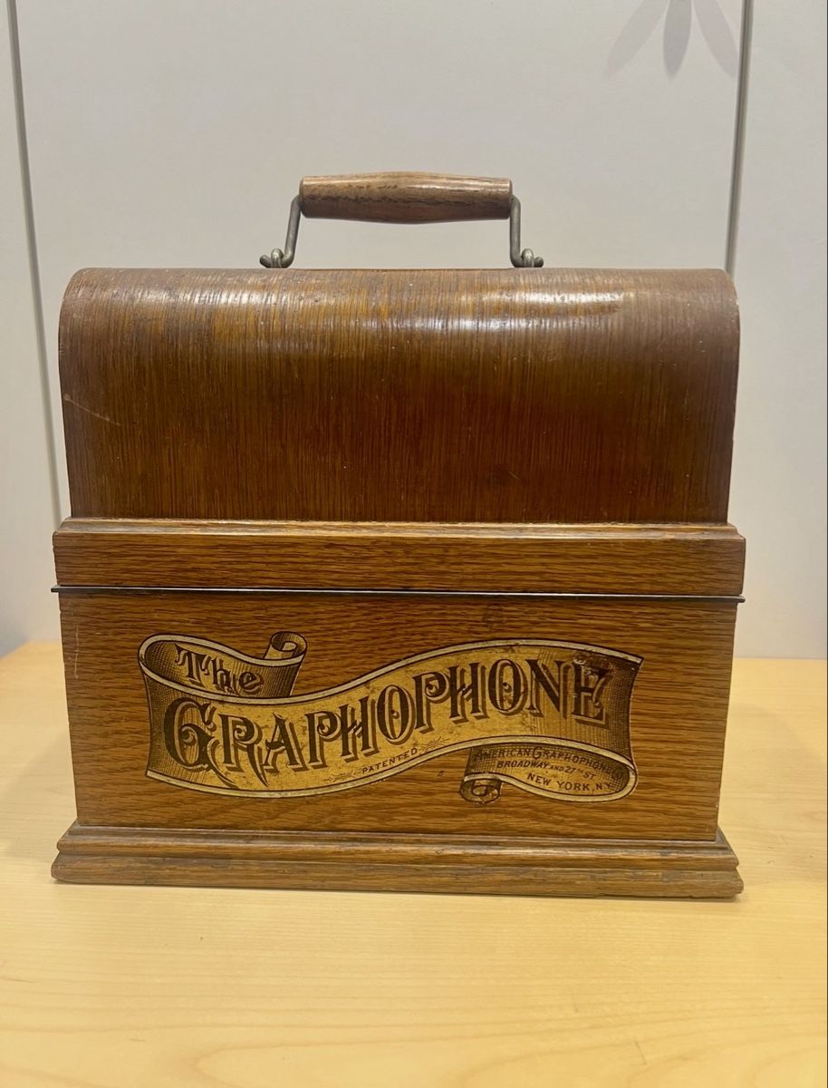 Plattenspieler: Gramophone Graphophone  – Gebraucht aus Münchenstein von cor_wpw2