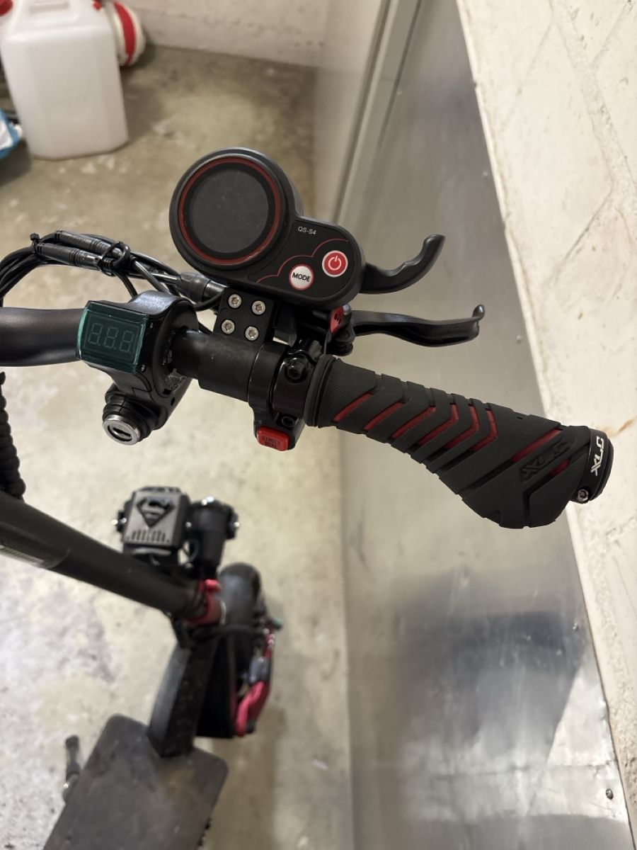 Scooters: E-Roller – Defekt aus Immensee von sabuhol 5