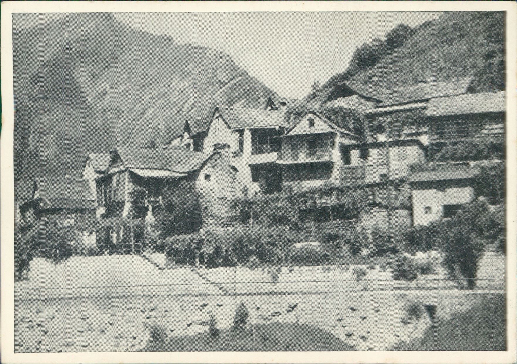 Cartoline postali: Vogorno Verzasca – Usato da Biasca venduto da Blenio71
