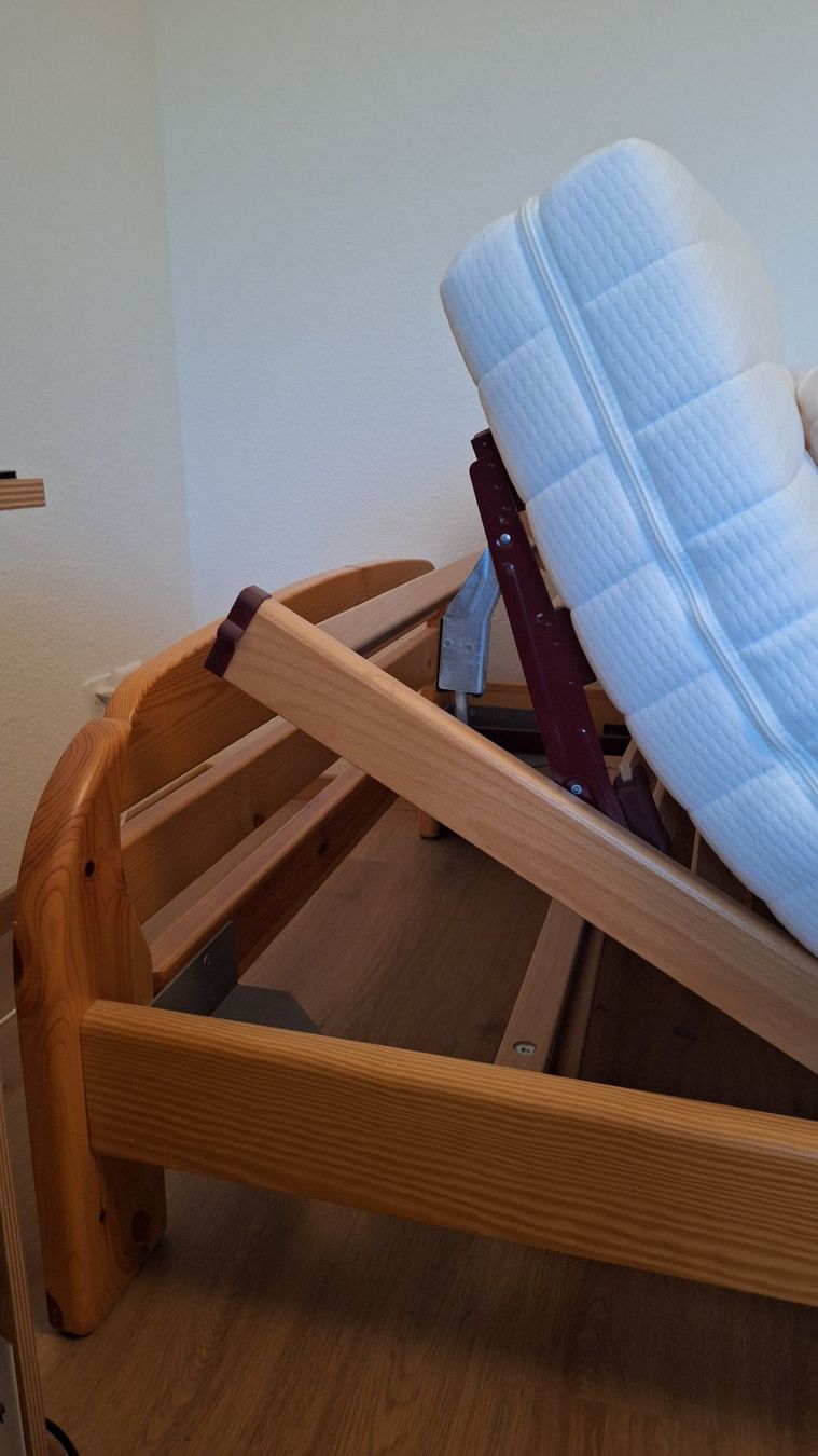 Betten: Bett inkl. Matratze und Lattenrost – Gebraucht aus Bubikon von alexa43 4