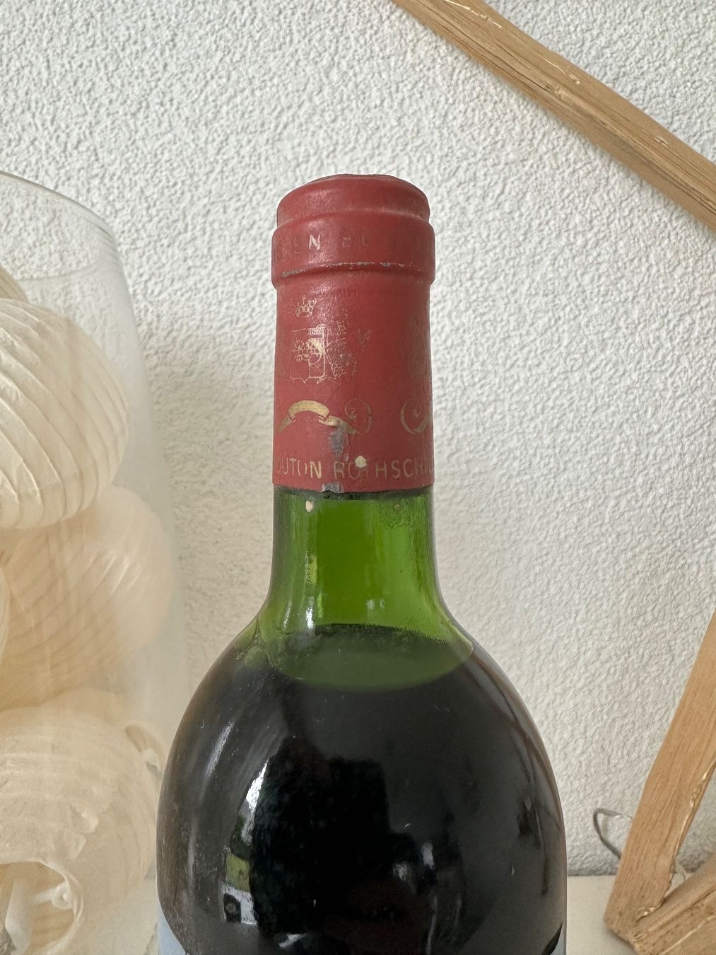 Mouton Rothschild Vino: Château Mouton Rothschild 1981 – Nuovo (secondo la descrizione) da Yens venduto da Rilou80 4