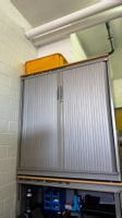 Metall-Aktenschrank / Rollladenschrank