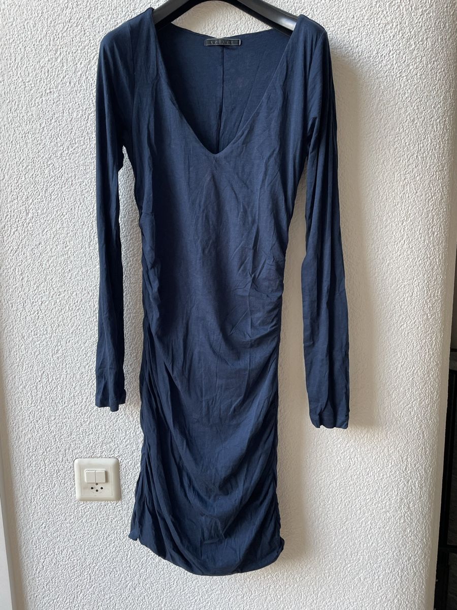 Vestiti: Velvet Kleid, Gr. S, gerafft – Usato da Rüti b. Büren venduto da istrauss