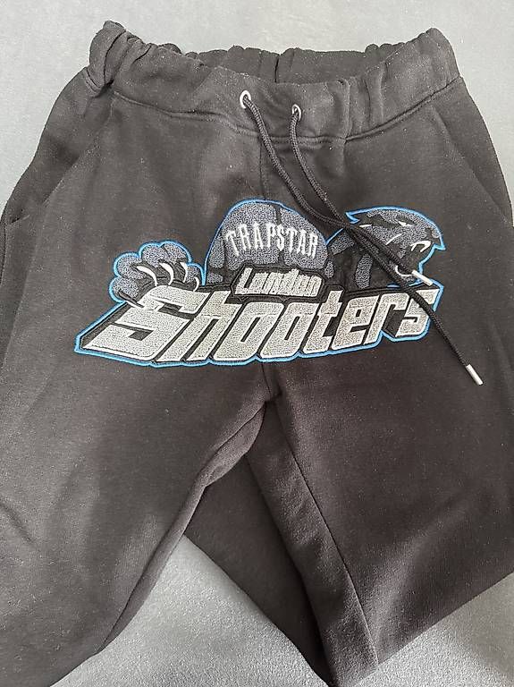 Pantalons: Trapstar Jogginghose – D'occasion à Lupfig par CEichi812
