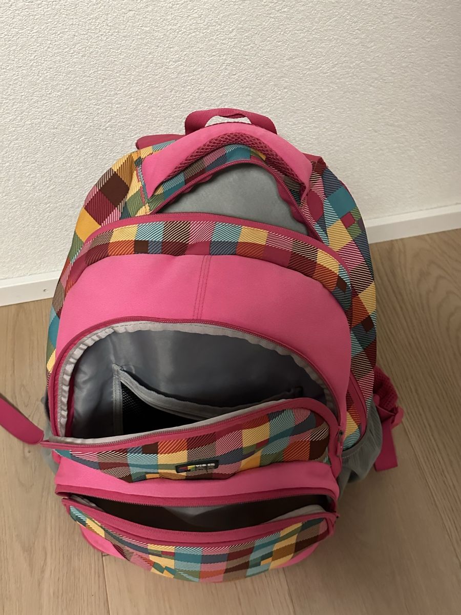 Borse & Zaini: Sac d’école – Usato da Courrendlin venduto da cel_rm6v 1