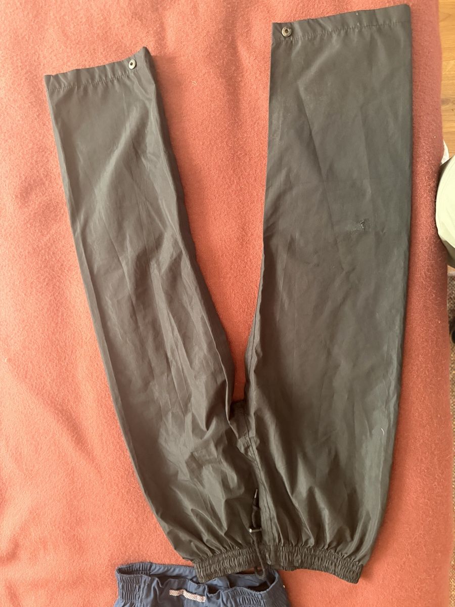 Rukka Hosen: Rukka Tech waterproof pants size 140 damaged – Gebraucht aus Männedorf von iza04 5