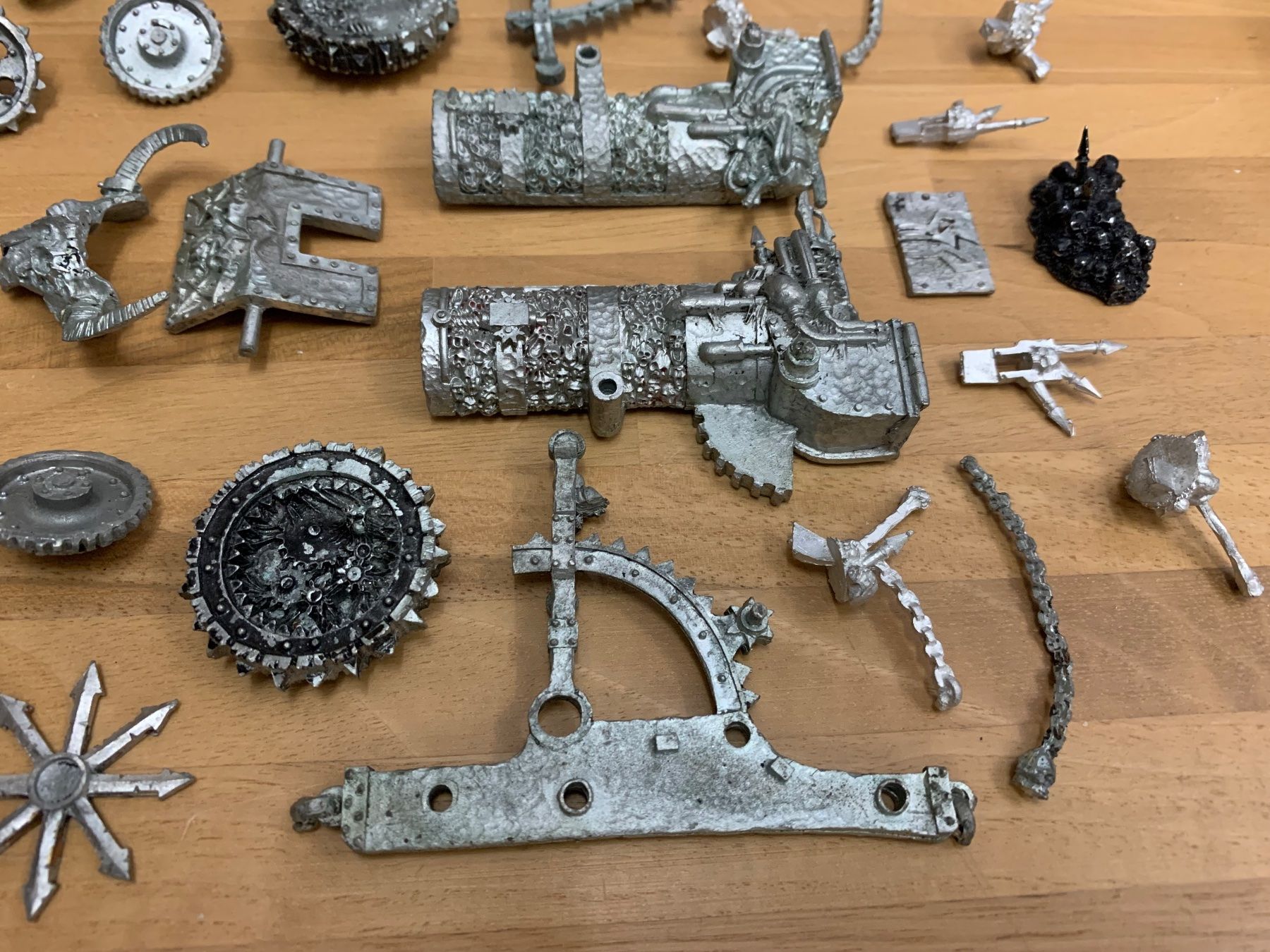 Statuette: Warhammer old world Chaos Todbringer – Usato da Winterthur venduto da Compiorg 4