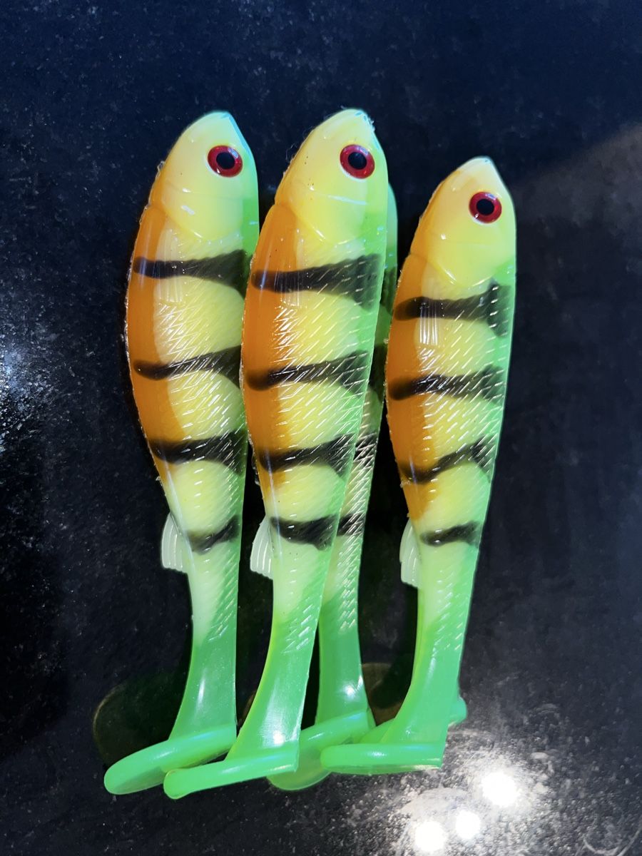 Köder: Gummifische Hecht – Neu und originalverpackt aus Büsserach von Emu21 4