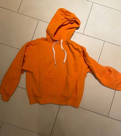Oranger Kapuzenpulli