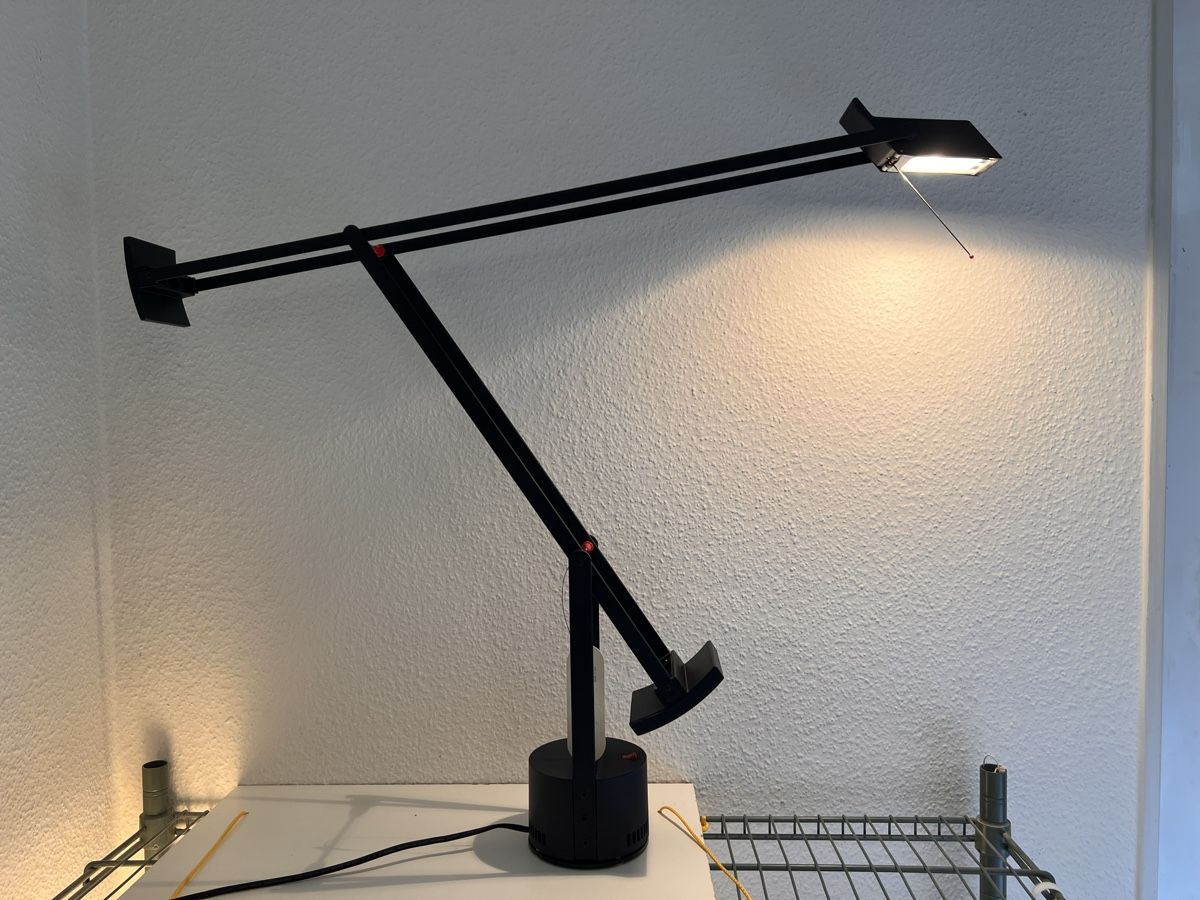 Lampade: Lampe Artemide Tizio – Nuovo (secondo la descrizione) da Neuchâtel venduto da Ste121 1