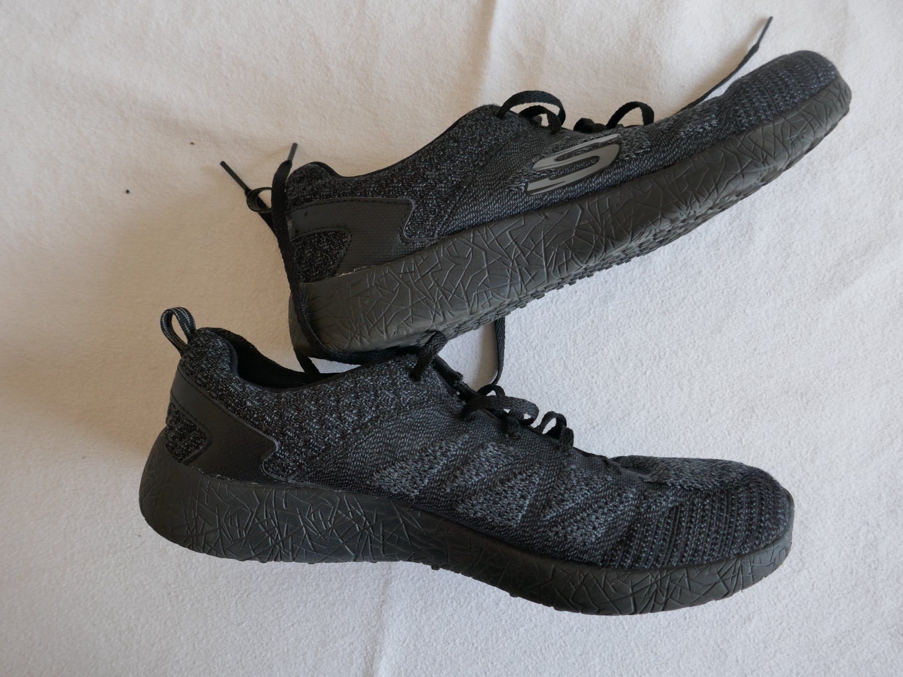 Skechers Herrenschuhe: SKECHERS in dunkelgrau/schwarz – Gebraucht aus Volketswil von Cobra22 3