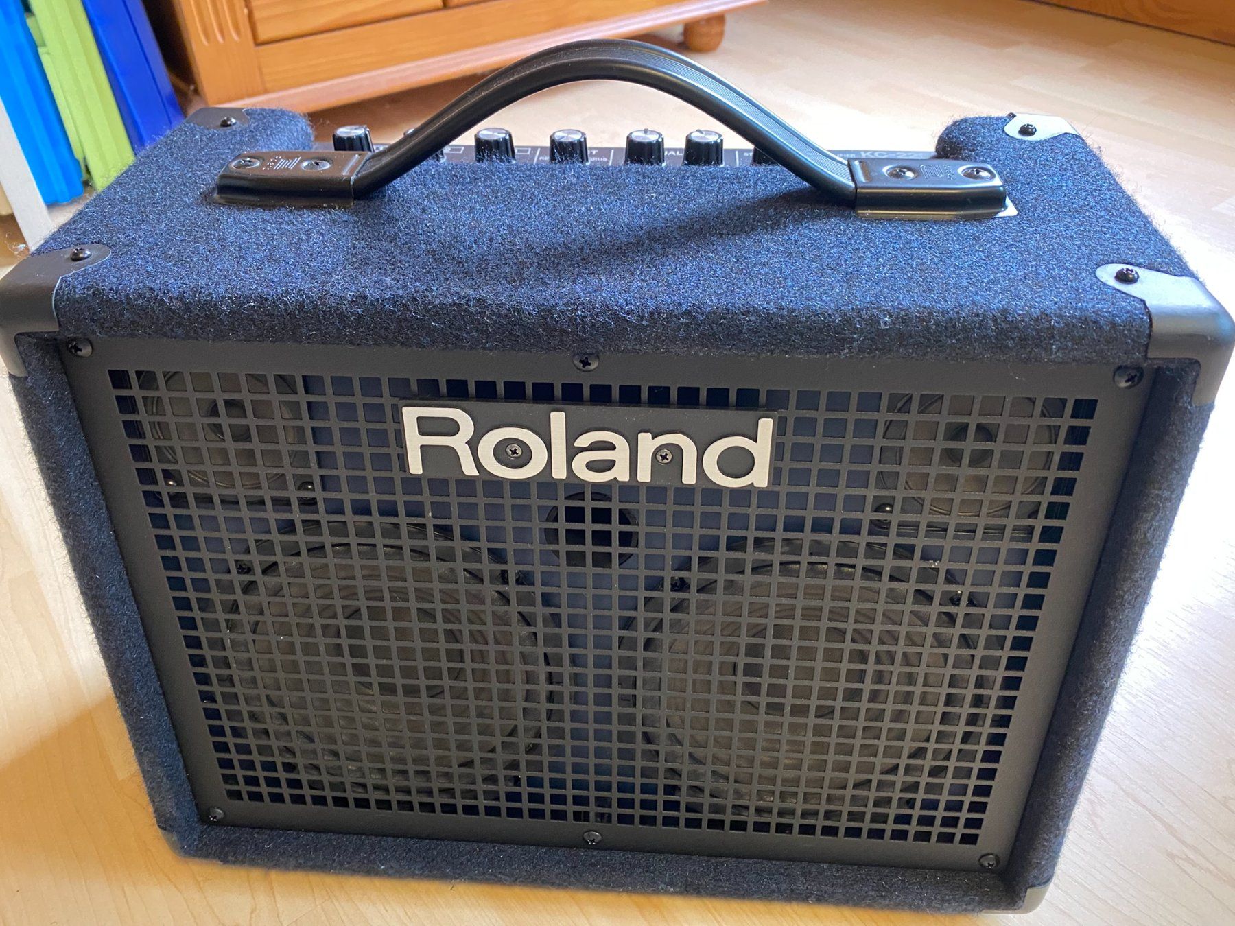 Roland Amplificatori: Roland Keyboard Verstärker – Usato da Kradolf venduto da Mucki