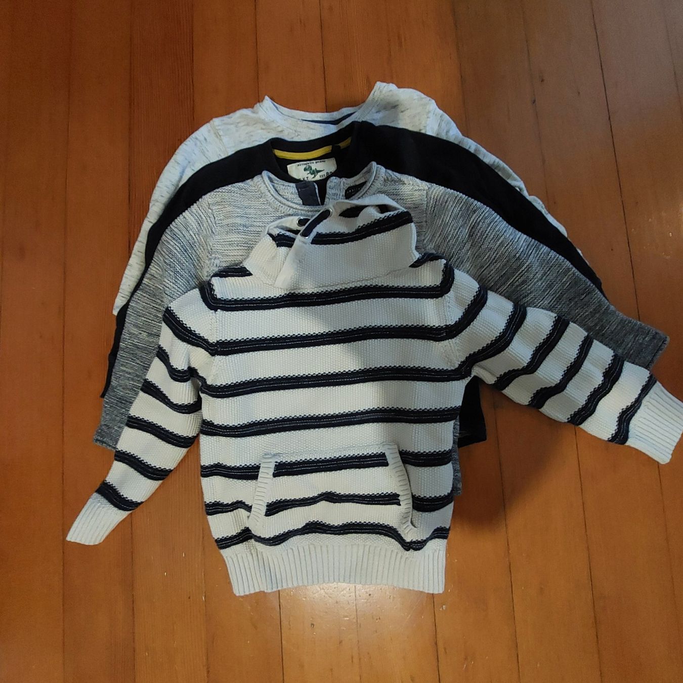 Pullover & Sweatshirts: 5 Winterpullover – Gebraucht aus Basel von oliversenn87 3