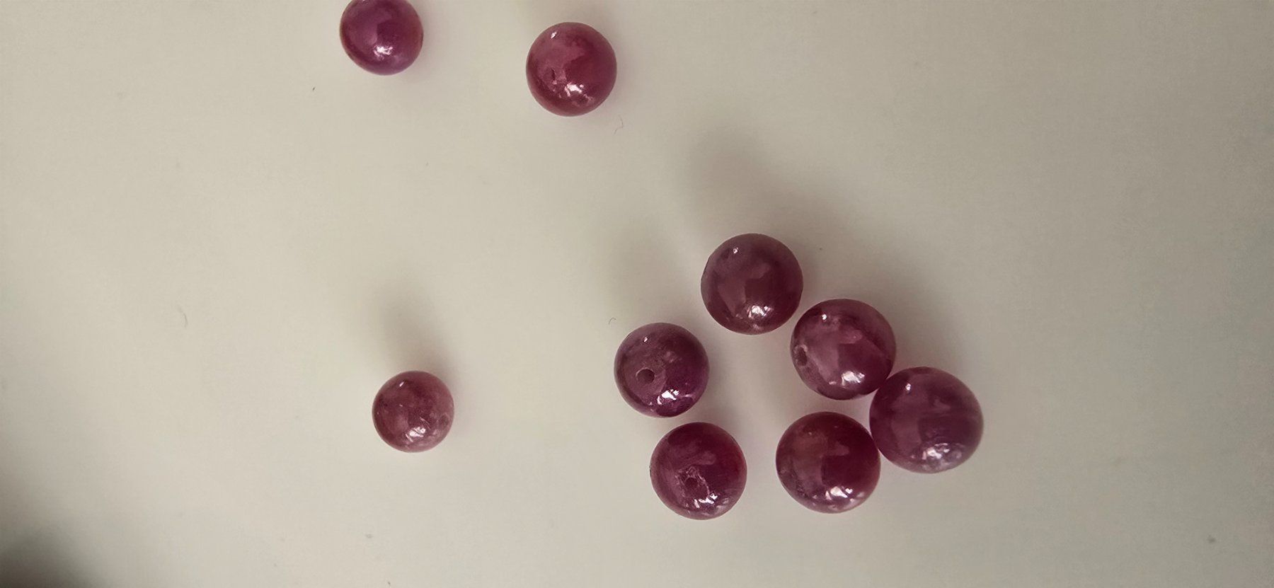 Pietre preziose: Perles de RUBIS véritable – Usato da Renens VD venduto da Chloe.Mgr2026 1