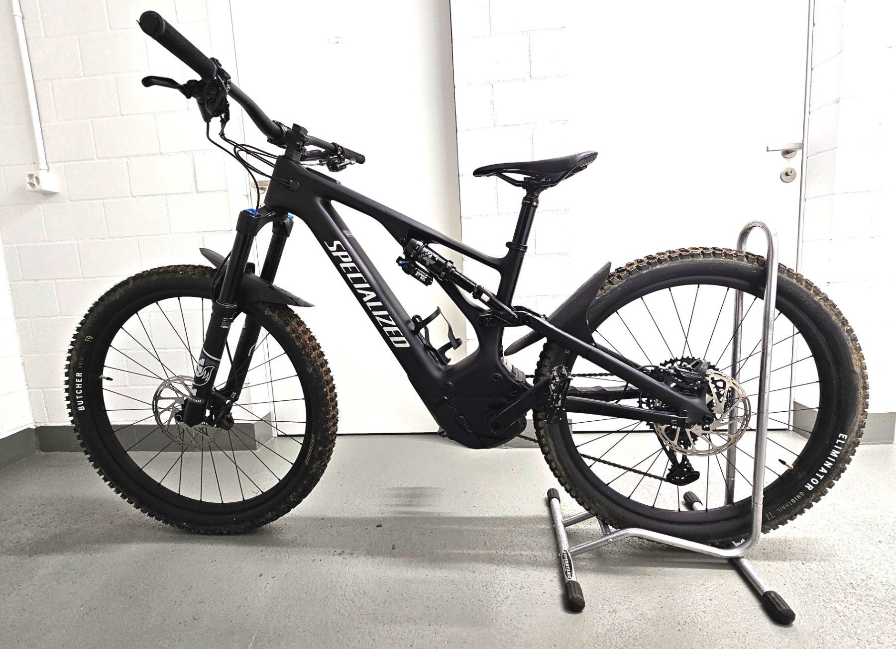 Specialized Biciclette: SPECIALIZED Turbo Levo Comp Carbon, Rahmengrösse S3 – Nuovo (secondo la descrizione) da St. Gallen venduto da