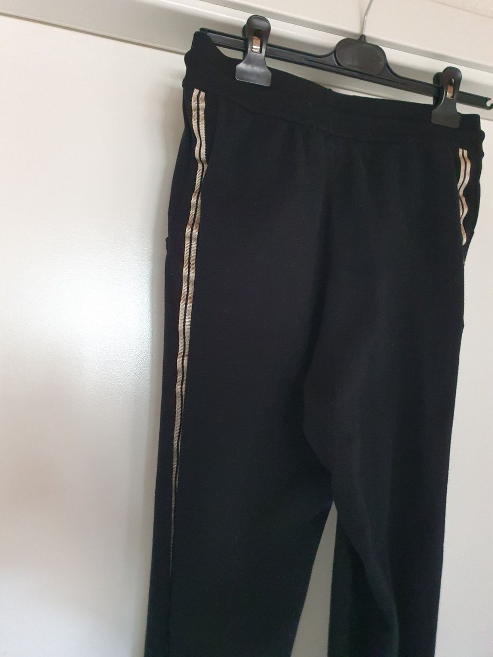 Siksilk Hosen: Pantalon de sport Siksilk® – Neu (gemäss Beschreibung) aus Monthey von gae_22w9 2