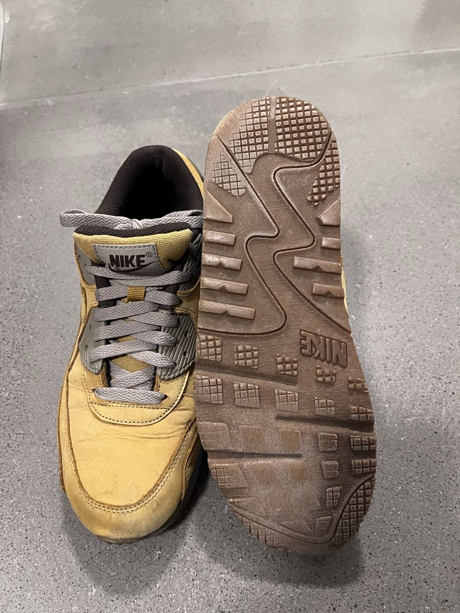 Nike Scarpe da uomo: Nike Air max gr 40.5 – Usato da Luzern venduto da Mangolina 2