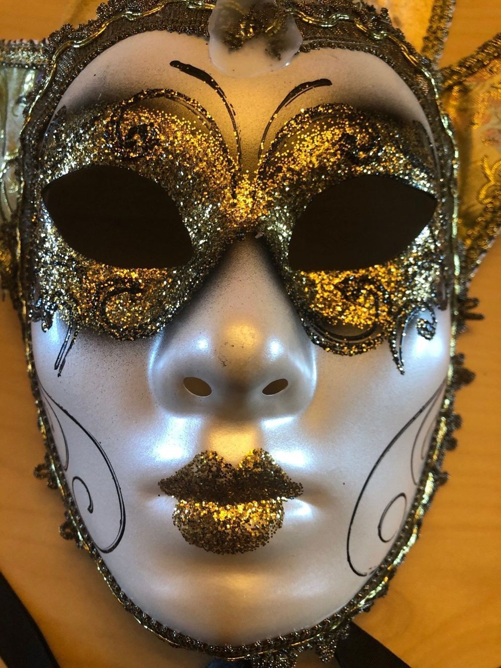 Maschere: Original Venezia Karneval Maske – Usato da Richterswil venduto da Alida62 5