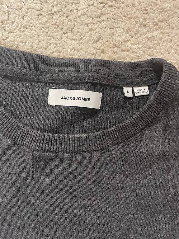 Maglioni & Felpe: Dunkelgrauer Jack & Jones Pullover Gr. S – Usato da Weisslingen venduto da Fiorellin7 1