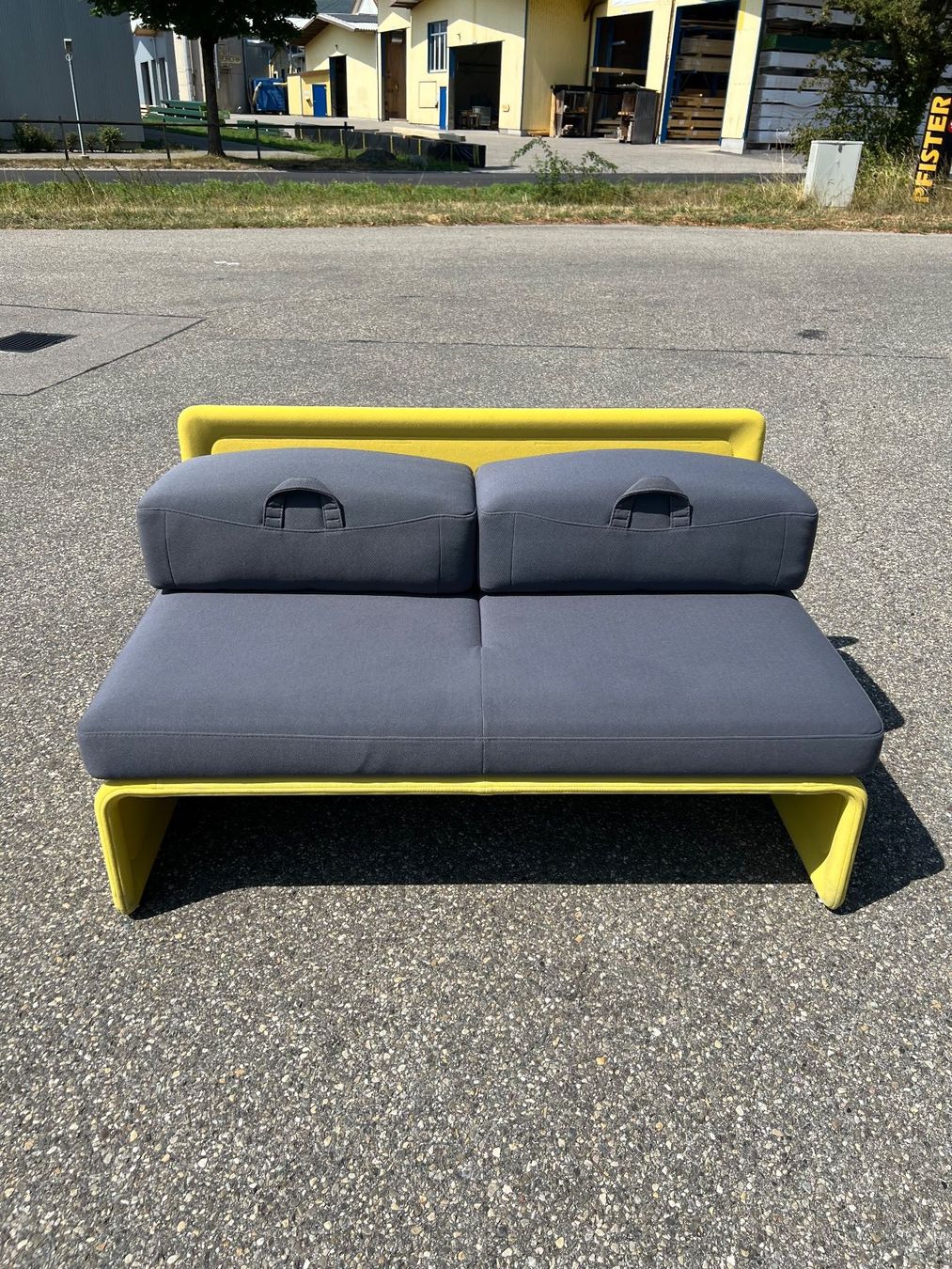 Steelcase Divani: 062 STEELCASE Coalesse 2-Sitzer Sofa – Usato da Wangen an der Aare venduto da TBYN 5