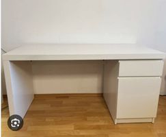 Schreibtisch „MALM“ 