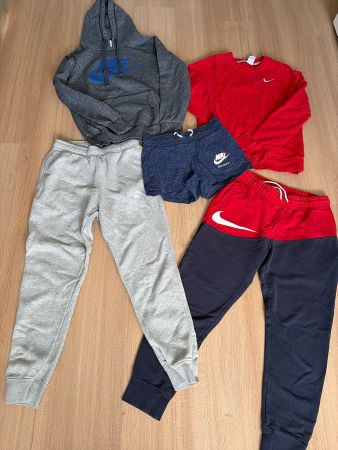 Nike Sport Kleidung Set Hoodie Pullover Hose Shorts Gr S, M