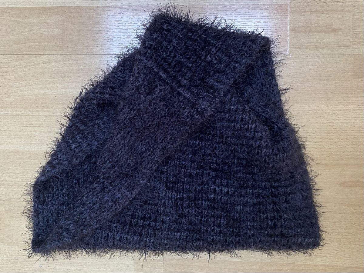 Foulard & Sciarpe: Loop Schal schwarz flauschig gestrickt Neuwertig  – Nuovo (secondo la descrizione) da Buochs venduto da H16 2