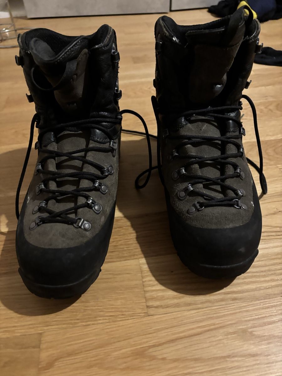 Scarpe da uomo: KS 14 – Usato da Delémont venduto da bry2299