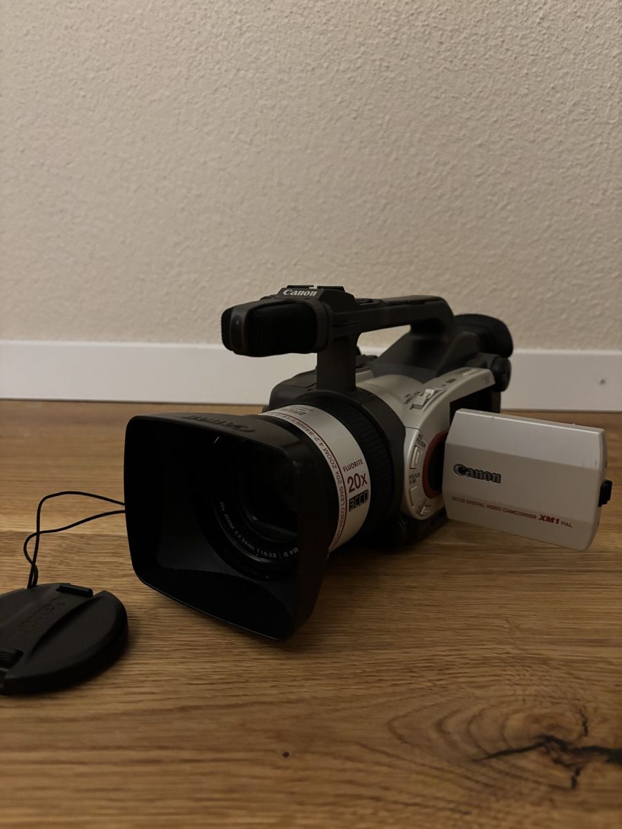 Canon Videocamere: Canon Camcorder xm1 – Usato da Dallenwil venduto da Alex01113 1