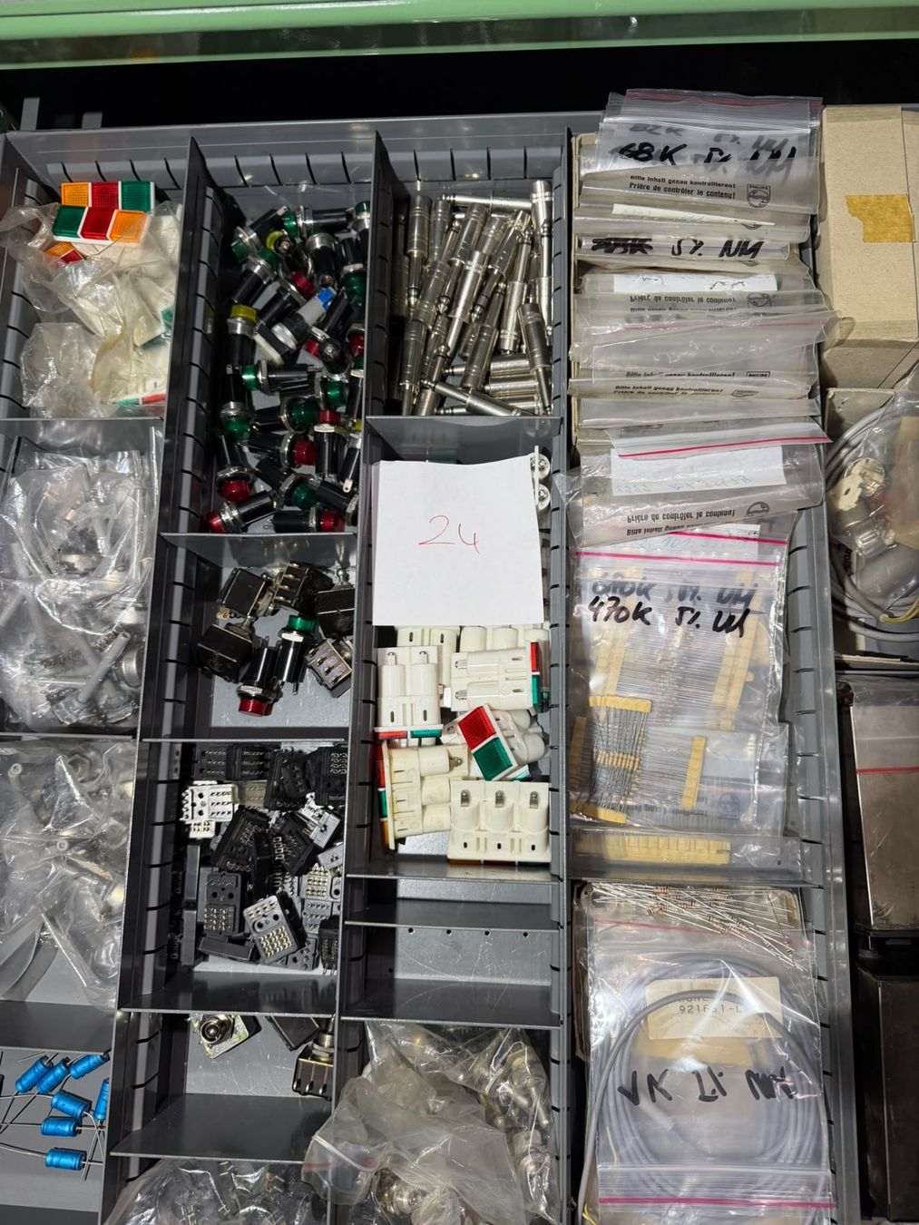 Tous les outils: Diverses 24 – D'occasion à Buchs AG par Werkstatt-Shop 1