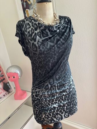 Strenesse Top,wie neu, Gr:36, sehr cool, NP: 190.-