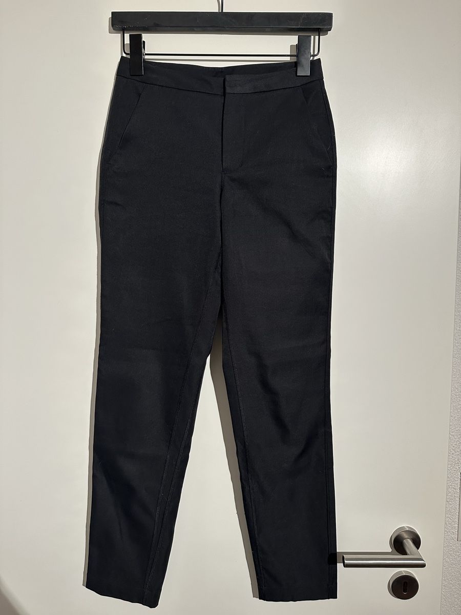 Lululemon Pantaloni: womens lululemon office pant, black size XS – Usato da bözberg venduto da amy_7wz8 1