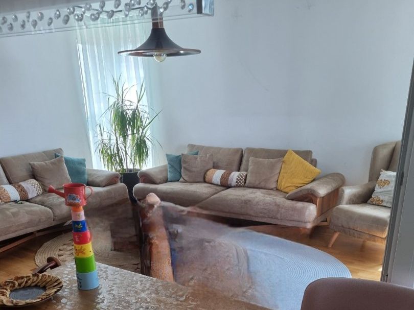 Divani: 2x 3er Sofas - hellbraun, guter Zustand – Usato da Glattbrugg venduto da comab 1