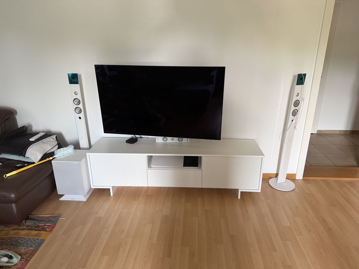 Ikea Mobili TV: TV Unterteil mit Schubladen gebraucht – Usato da Hermetschwil-Staff venduto da JamesonAnderson 4