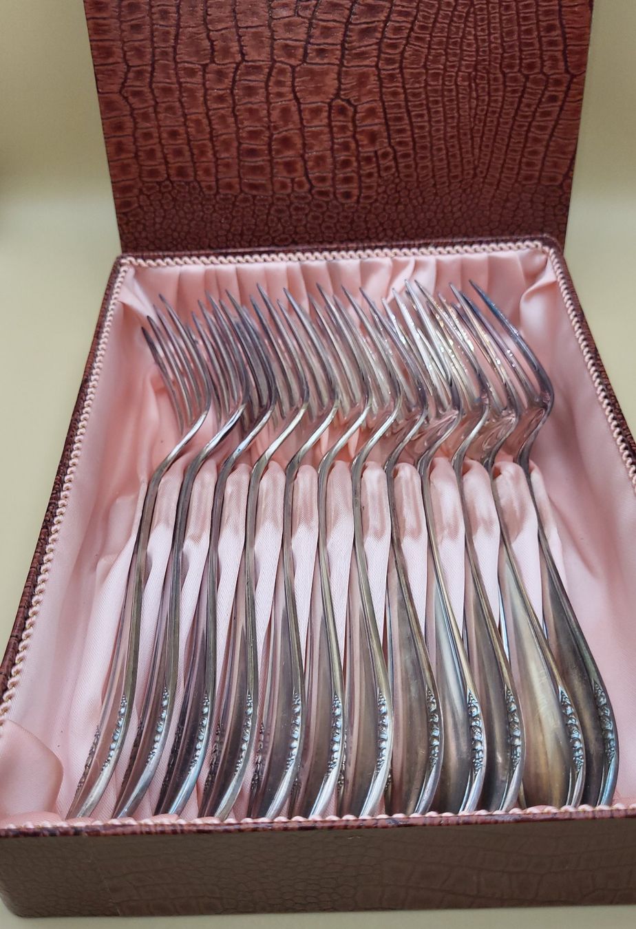 Gabeln: 12 Silberne Kuchengabeln im Etui – Gebraucht aus Wald ZH von SwissPawnshop 3