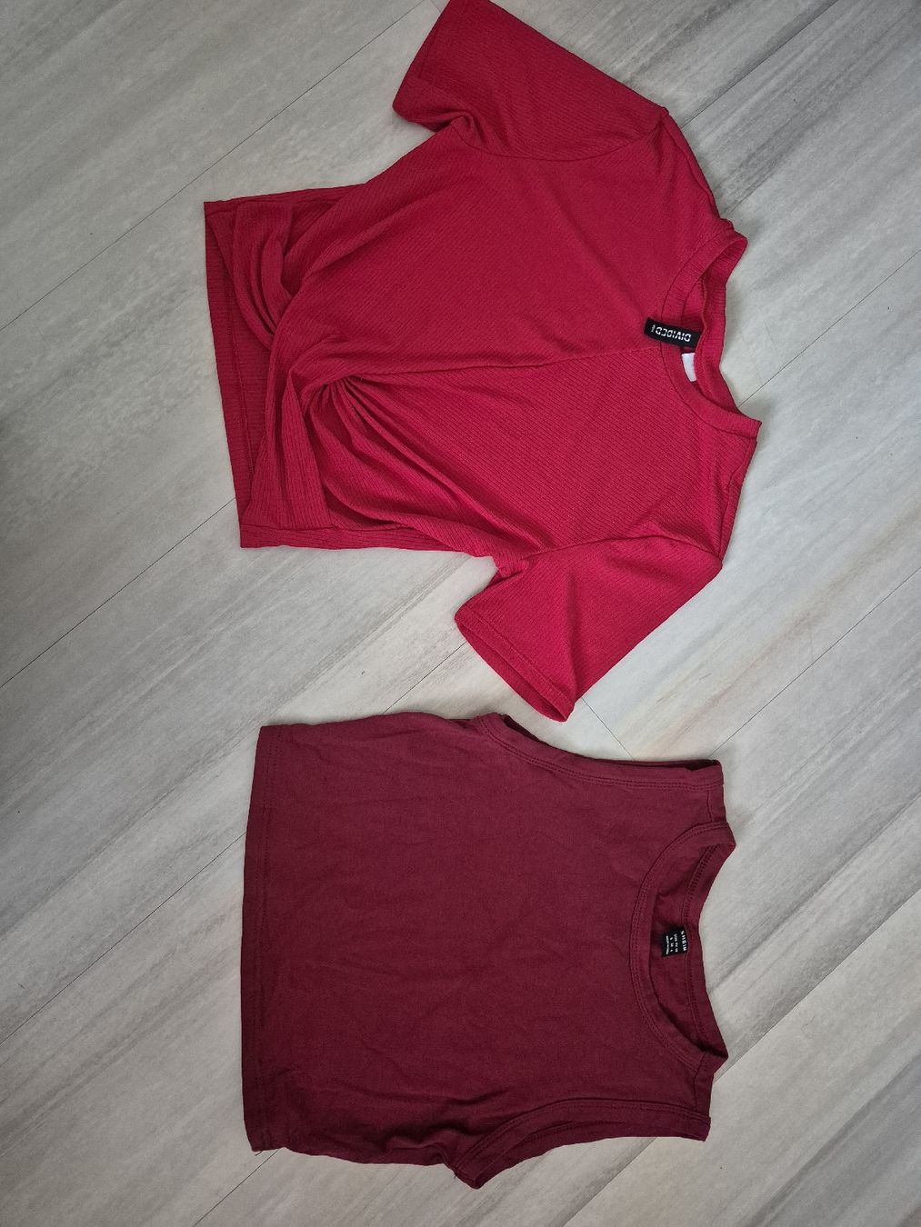 Ensembles coordonnés: Trägertop-/T-Shirt-Set – D'occasion à Stansstad par Kyra014 1
