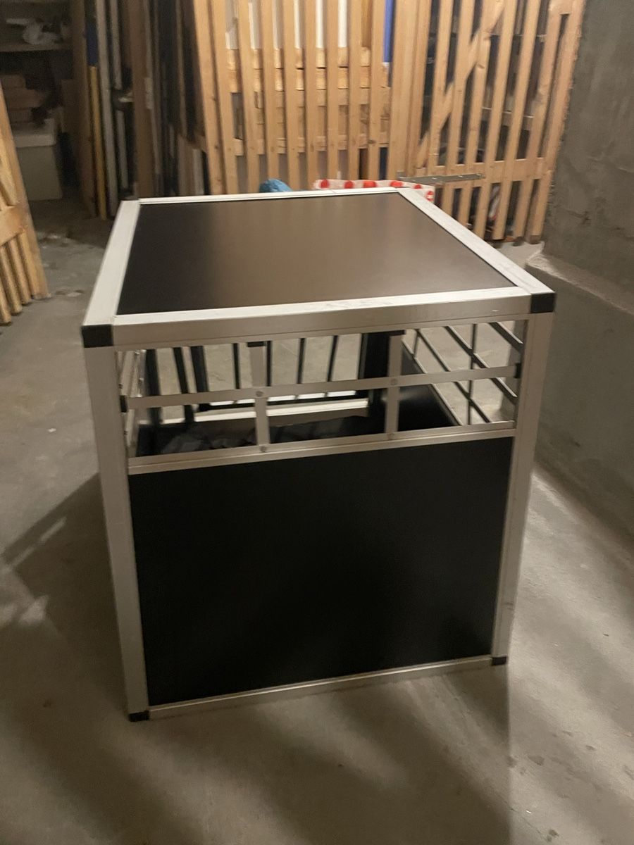 Gabbie, trasporto & Sicurezza: HUNDE TRANSPORTBOX – Usato da Vitznau venduto da MariaWeggis 3