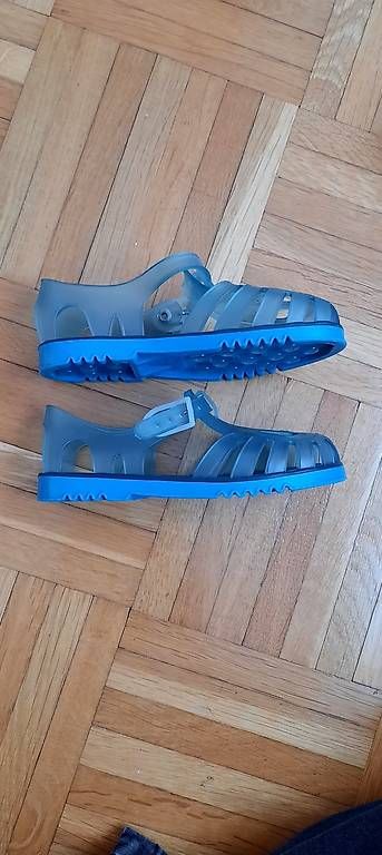 Chaussures garçon: Sandali per l'acqua – D'occasion à Tesserete par bab_7ztk 2