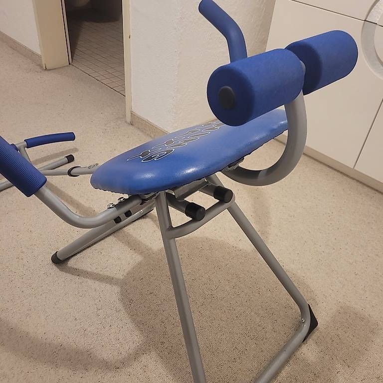Hometrainer: Bauchmuskeltrainer – Gebraucht aus Niederuzwil von AlbertR010203 1