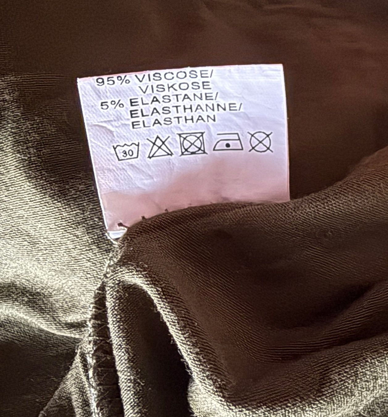 Tuniche: Tunika / Bluse oliv von kays – Usato da Zäziwil venduto da kreative-ideen 5
