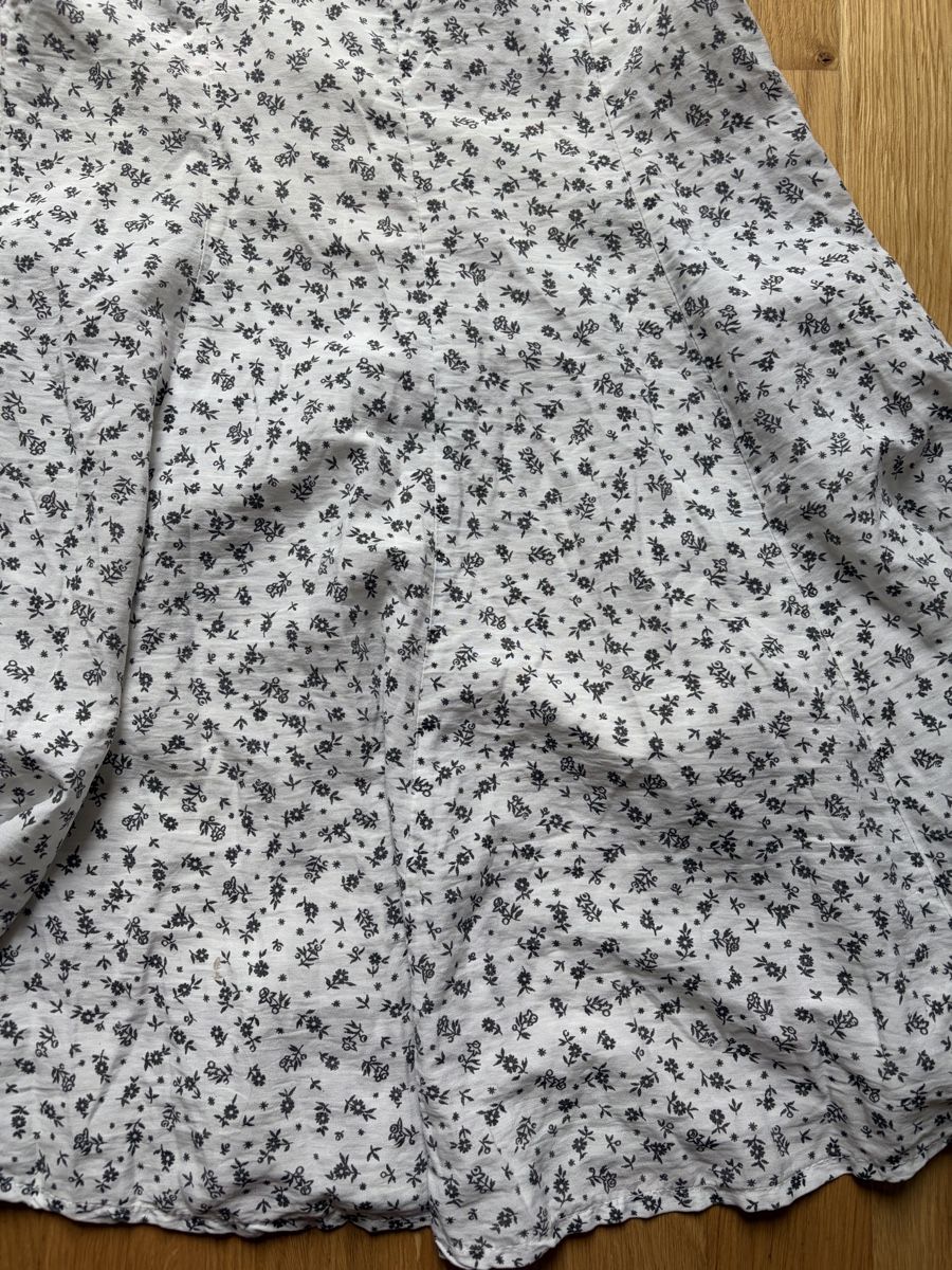 Kleider: Weisses Sommerkleid Gr. S – Gebraucht aus Ostermundigen von janaj 1